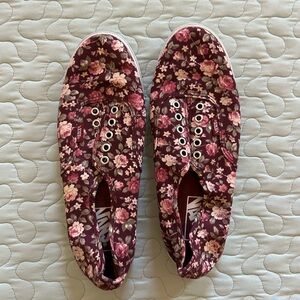 Flower Vans without shoe laces